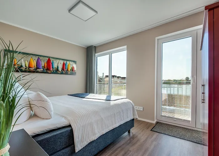 Backbord Semesterbostad